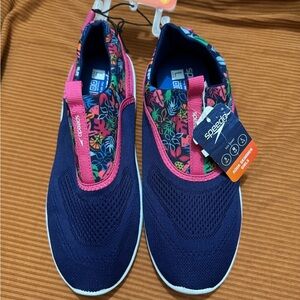Speedo Floral Navy and Pink Water Shoes